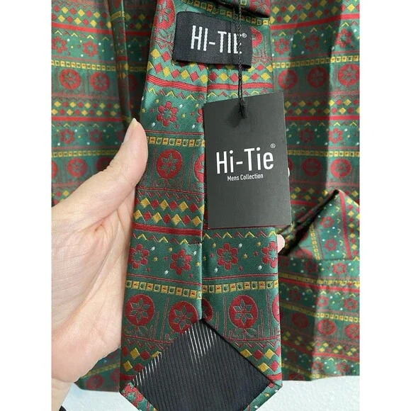 NWT 4 Pc Hi Tie XL Holiday Christmas Vest, Tie, Cuff Links, Handkerchief C6 - Picture 6 of 13